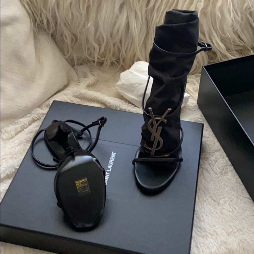 Saint Laurent Valda’ Vacchetta/Gold Officer